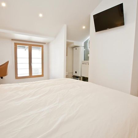 Montsejour - T2 Climatise Avec Filet Et Fauteuil Suspendu Apartment Тарб Екстериор снимка