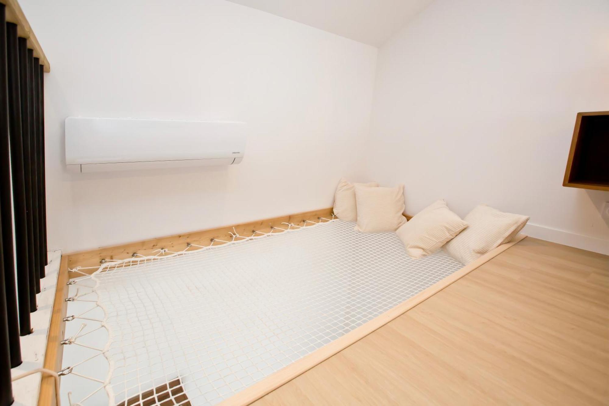 Montsejour - T2 Climatise Avec Filet Et Fauteuil Suspendu Apartment Тарб Екстериор снимка