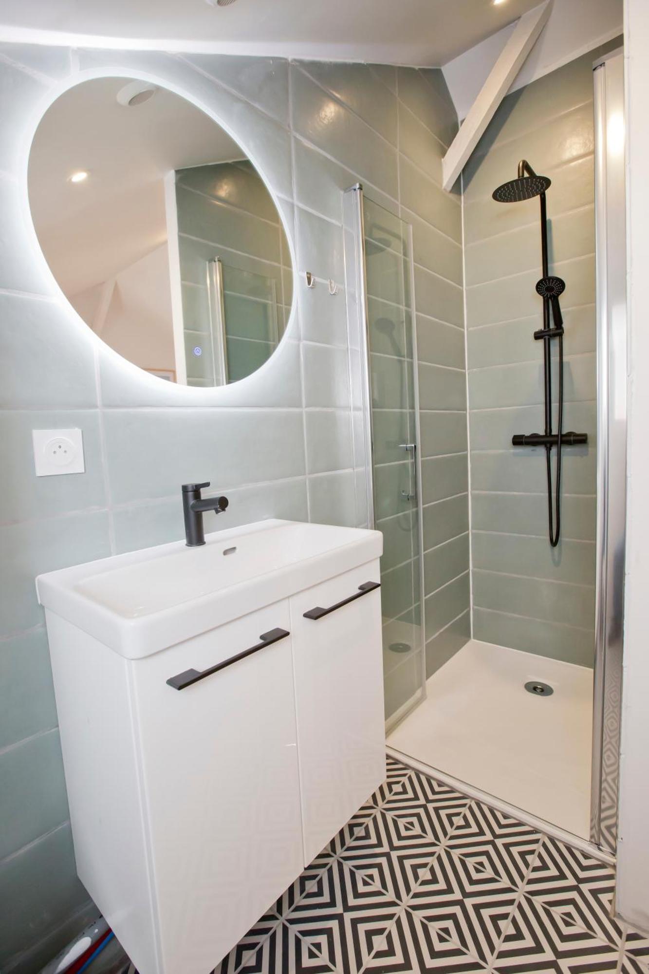 Montsejour - T2 Climatise Avec Filet Et Fauteuil Suspendu Apartment Тарб Екстериор снимка